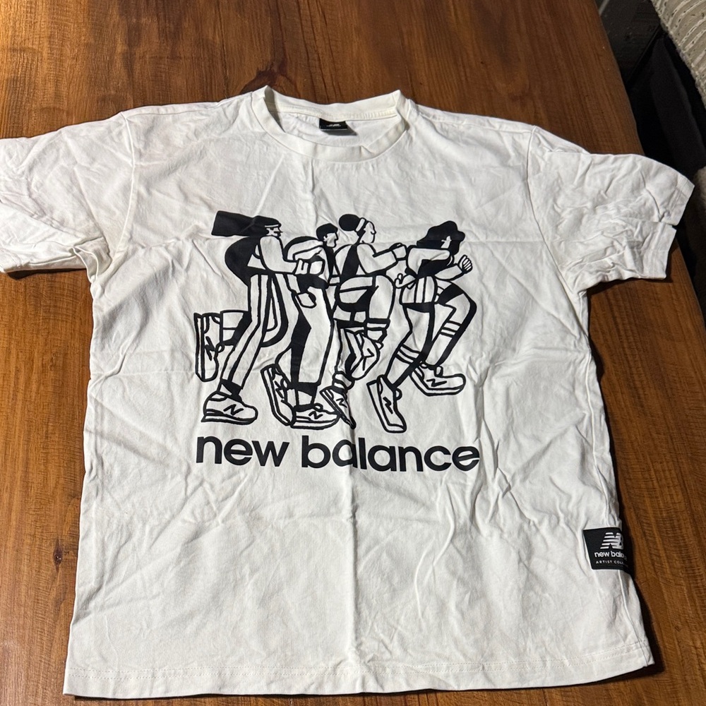 Rare New Balance White Graphic Short Sleeve Tee